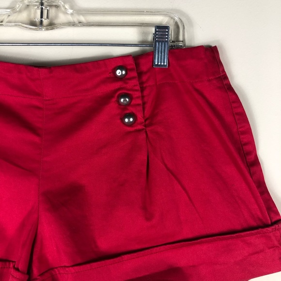 ✨SOLD✨ Lola Red Double Button Mini Shorts Size 13 - Picture 2 of 5